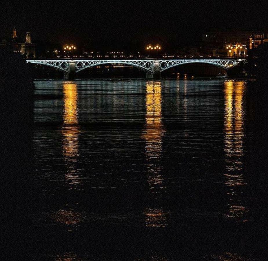 Triana Leon Sanz Lägenhet Sevilla Exteriör bild